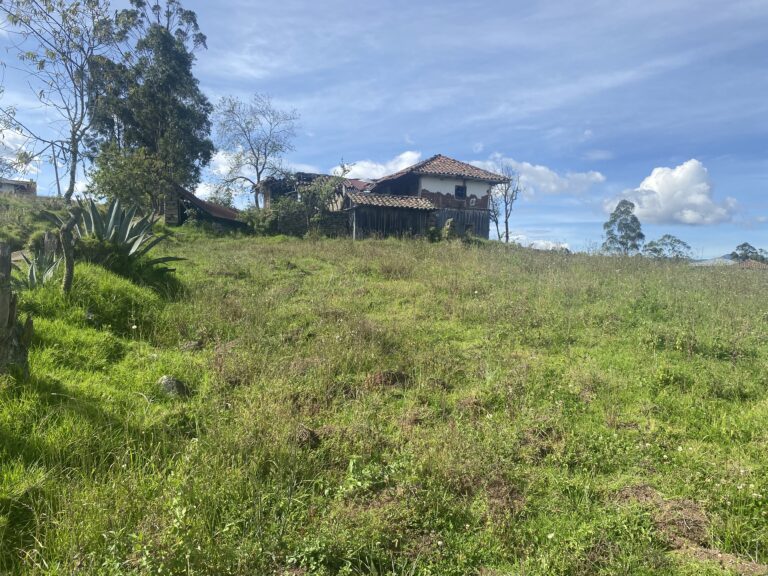 Terreno en Cojitambo